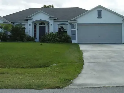 1202 SW Glastonberry Avenue Port St Lucie FL 34953