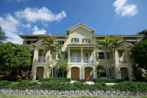 1430 Piazza Delle Pallottole Boynton Beach FL 33426