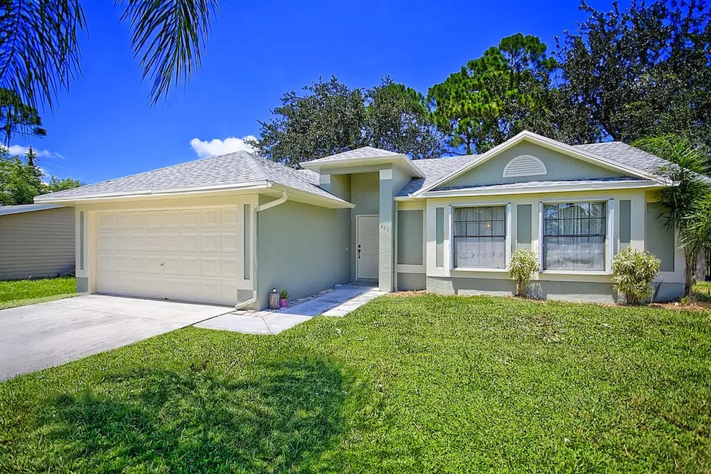 461 NW Cornell Avenue Port St Lucie FL 34983