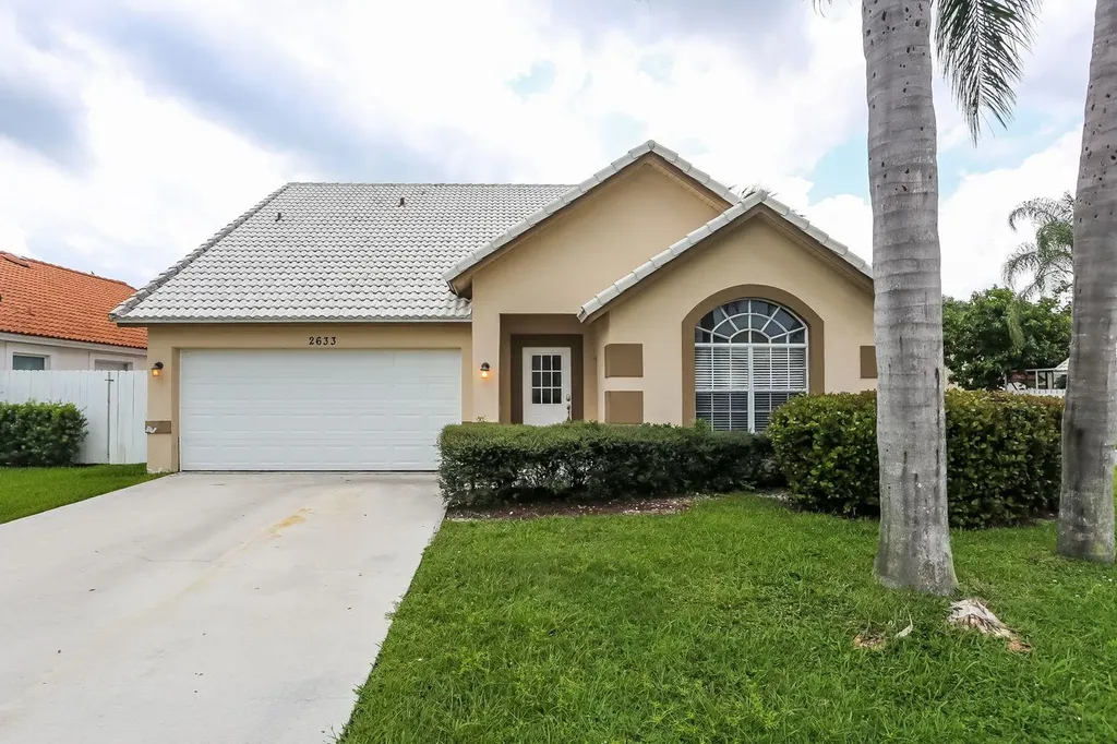 2633 Fairway Cove Court Wellington FL 33414