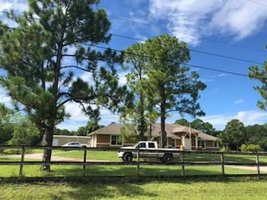 18268 50th Street N Loxahatchee FL 33470