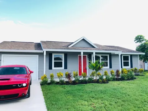 468 SW Exmore Avenue Port St Lucie FL 34983