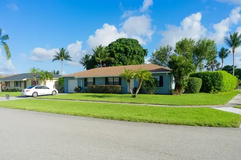9489 Burlington Place Boca Raton FL 33434
