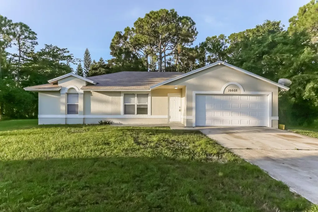 16608 76th Street N Loxahatchee FL 33470