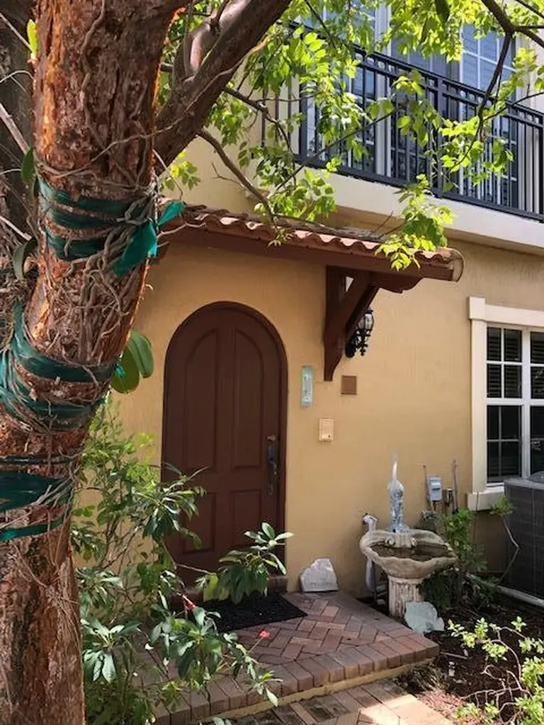 530 S Federal Highway Lake Worth Beach FL 33460