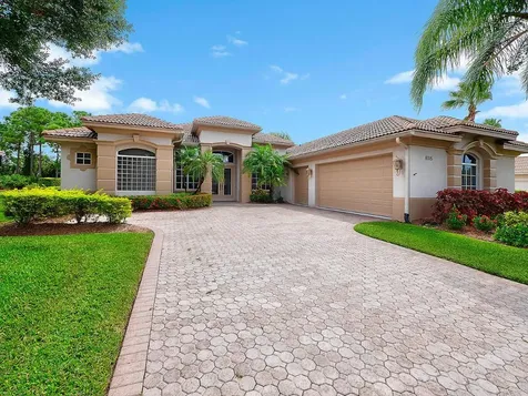 8015 Kiawah Trace Port St Lucie FL 34986