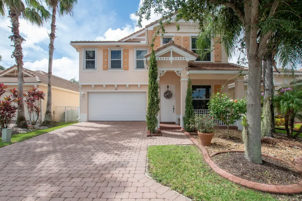 587 Belle Grove Lane Royal Palm Beach FL 33411