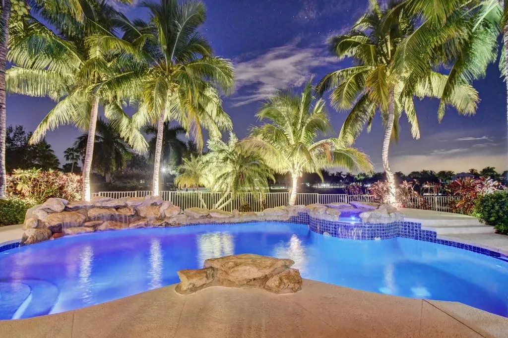 11392 Paradise Cove Lane Wellington FL 33449