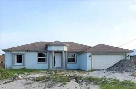 1867 SW Dalmatian Avenue Port St Lucie FL 34953