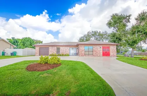 591 SE Greenway Terrace Port St Lucie FL 34983