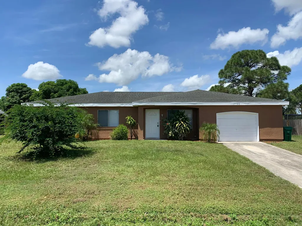 368 SW Cherryhill Road Port St Lucie FL 34953