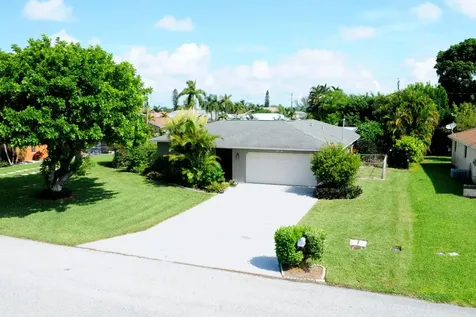 323 SE 31st Terrace Cape Coral FL 33904