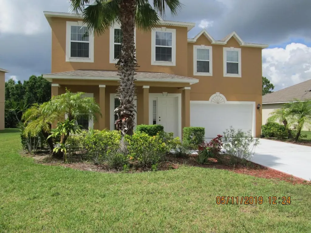 5366 NW Wisk Fern Circle Port St Lucie FL 34986