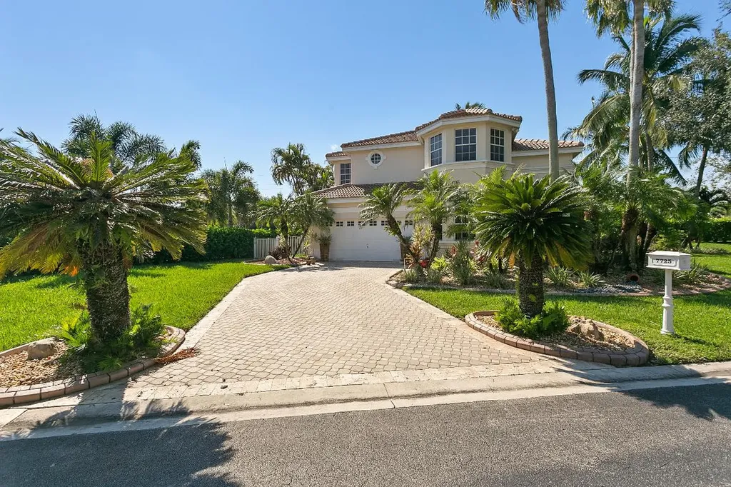 7725 NW 70th Way Parkland FL 33067