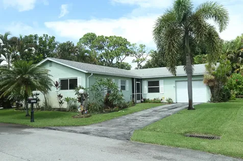 4137 Pine Aire Drive Lake Worth FL 33467