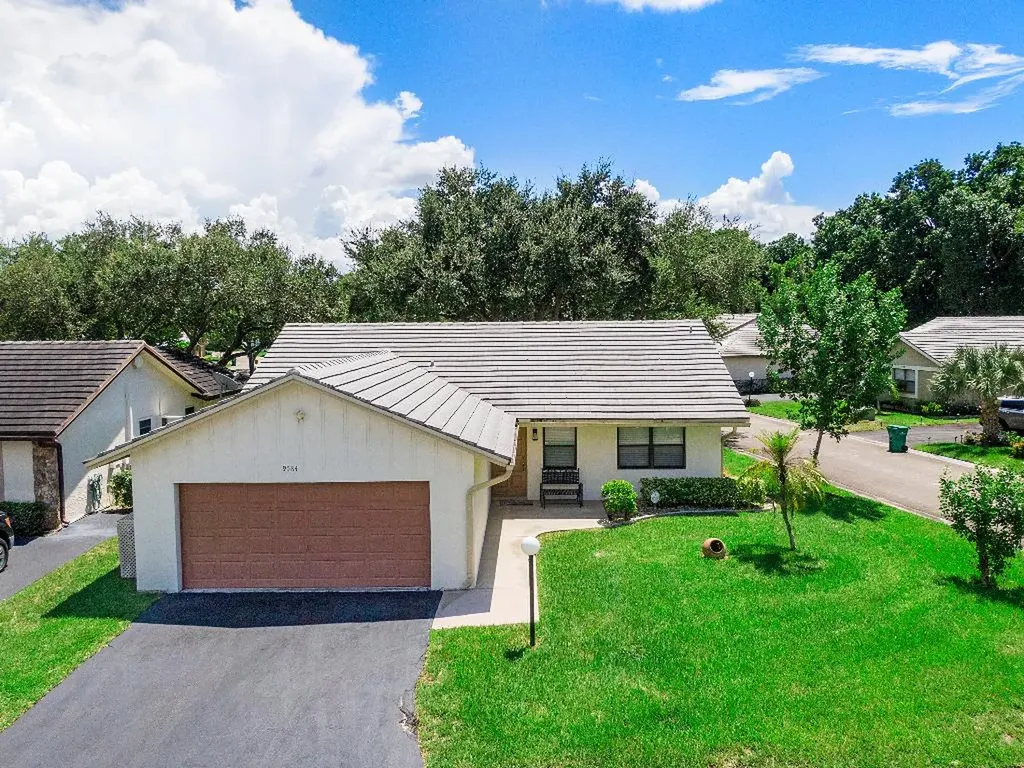 9584 Shadow Wood Lane Coral Springs FL 33071