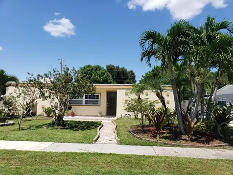 11685 Dahlia Drive Royal Palm Beach FL 33411