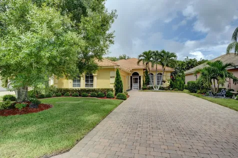 4475 NW Wandering Oak Court Jensen Beach FL 34957
