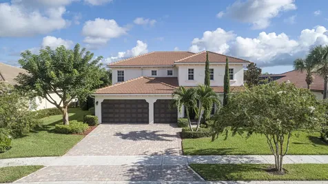 127 Manor Circle Jupiter FL 33458