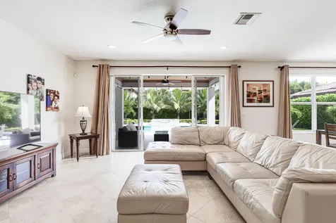 127 Manor Circle Jupiter FL 33458