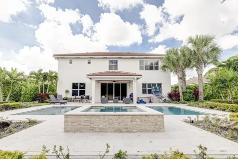 127 Manor Circle Jupiter FL 33458