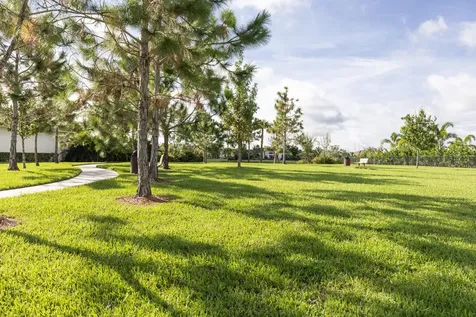 127 Manor Circle Jupiter FL 33458