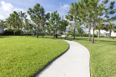 127 Manor Circle Jupiter FL 33458