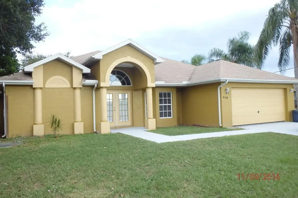 449 NE Airoso Boulevard Port St Lucie FL 34983