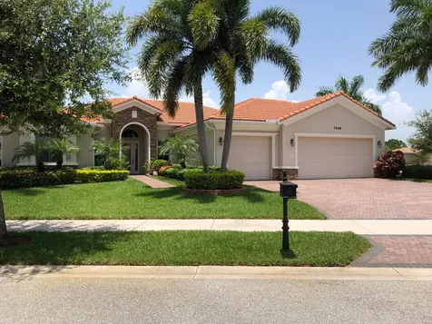 7466 SE Belle Maison Drive Stuart FL 34997