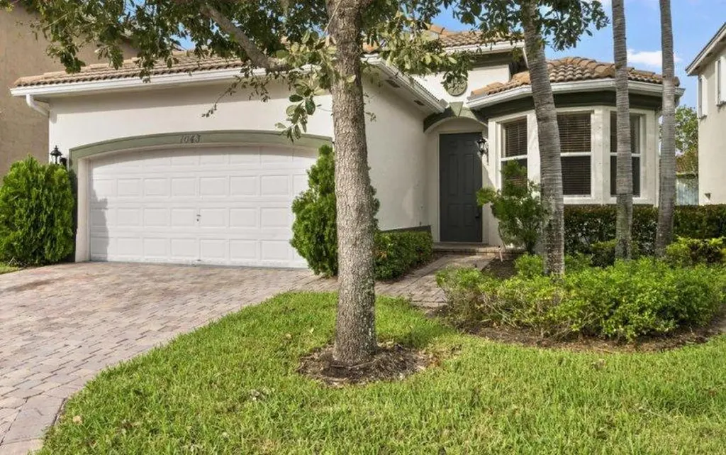 1043 Center Stone Lane Riviera Beach FL 33404