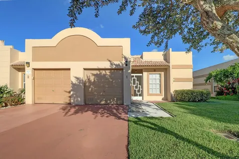 9095 Flynn Circle Boca Raton FL 33496