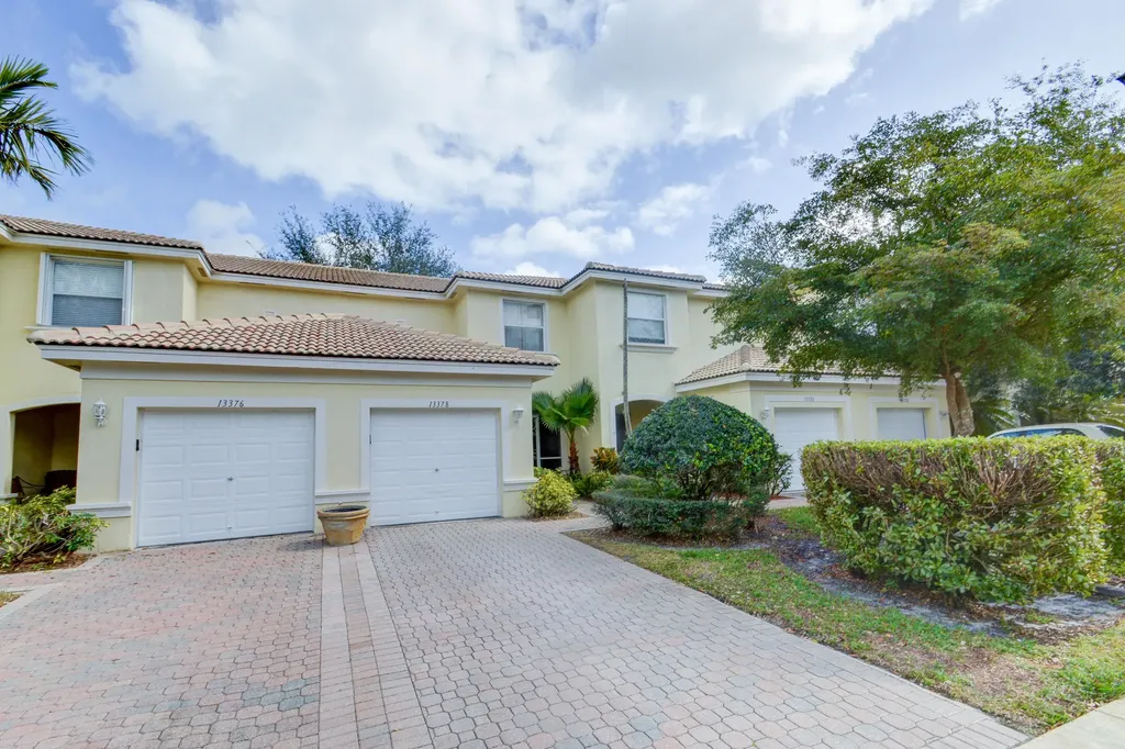 13378 Georgian Court Wellington FL 33414