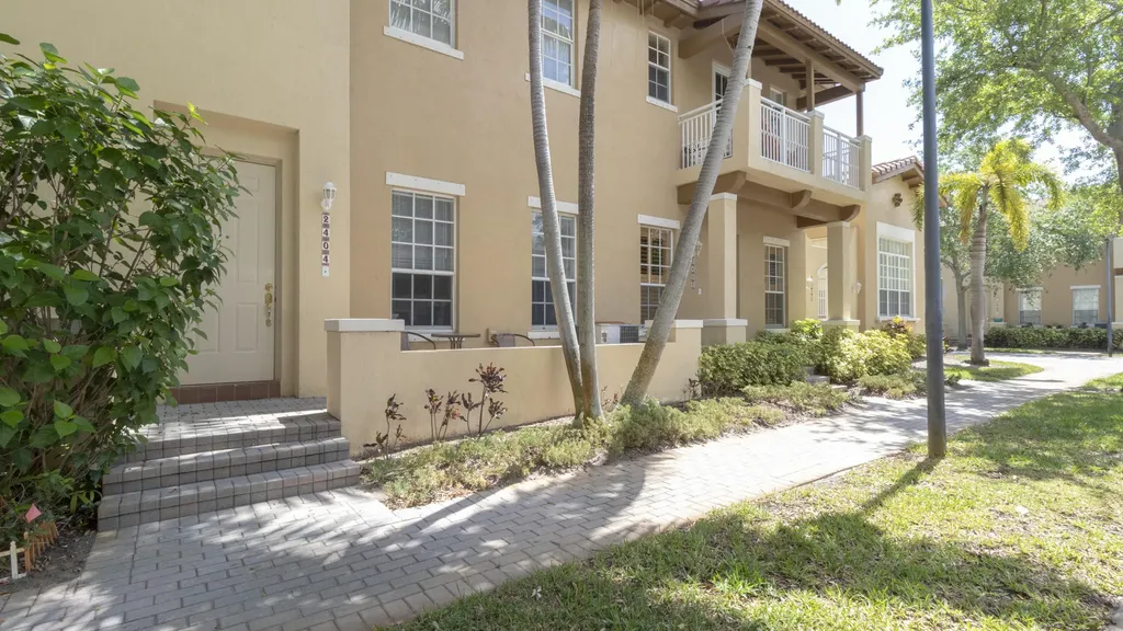2404 NW 6th Street Boynton Beach FL 33426