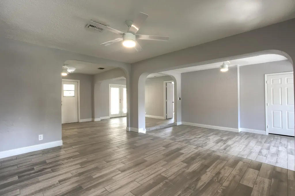300 NW 21st Street Boca Raton FL 33431