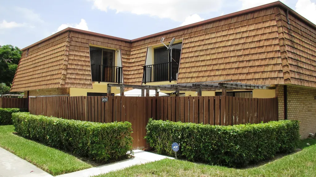 2416 24th Lane Greenacres FL 33463