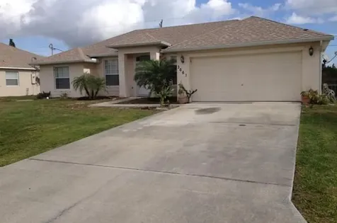 3661 SW Viceroy Street Port St Lucie FL 34953