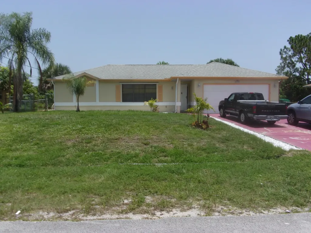 2381 SW Susset Lane Port St Lucie FL 34953
