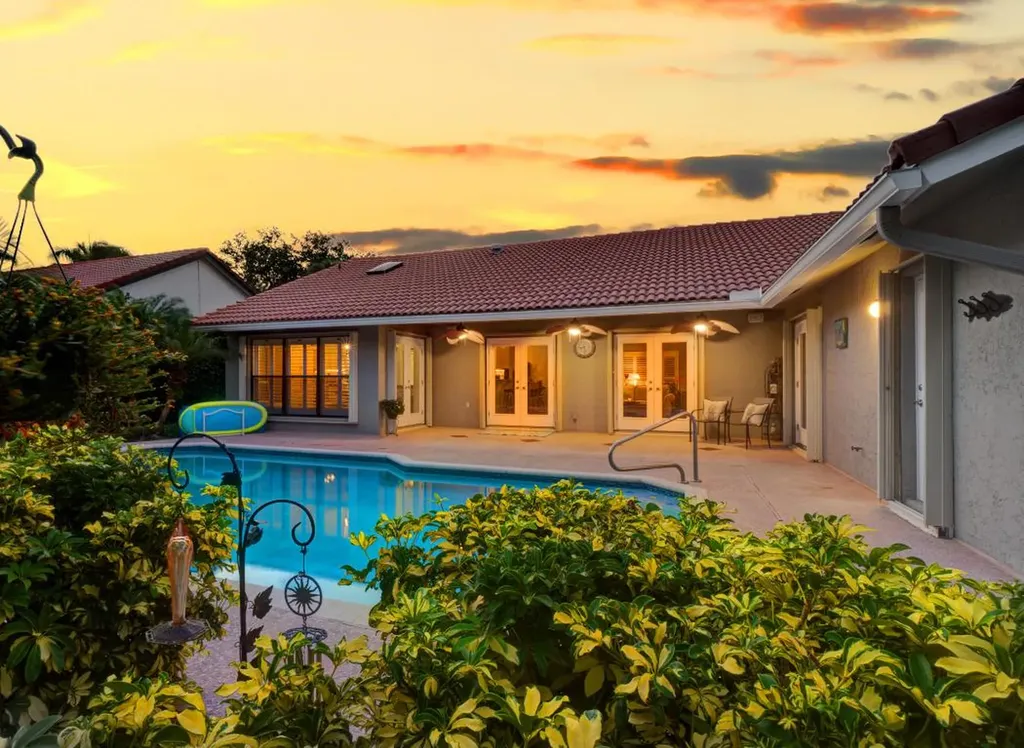 820 SW 21st Street Boca Raton FL 33486