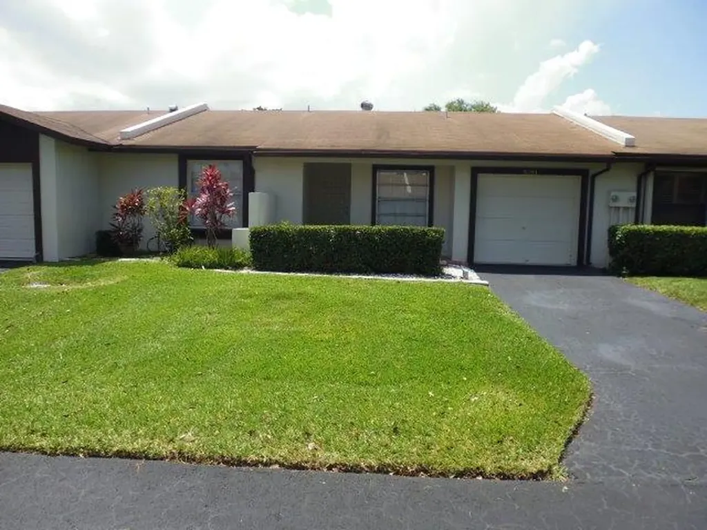 5081 Forsythia Street Delray Beach FL 33484