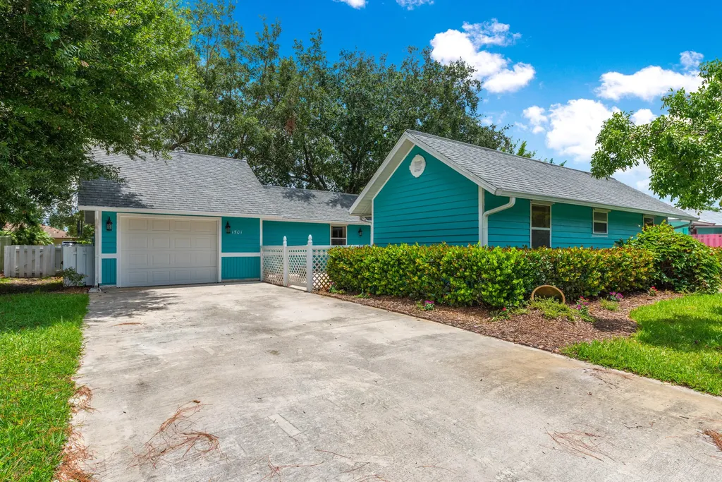 1501 SW Vizcaya Circle Palm City FL 34990