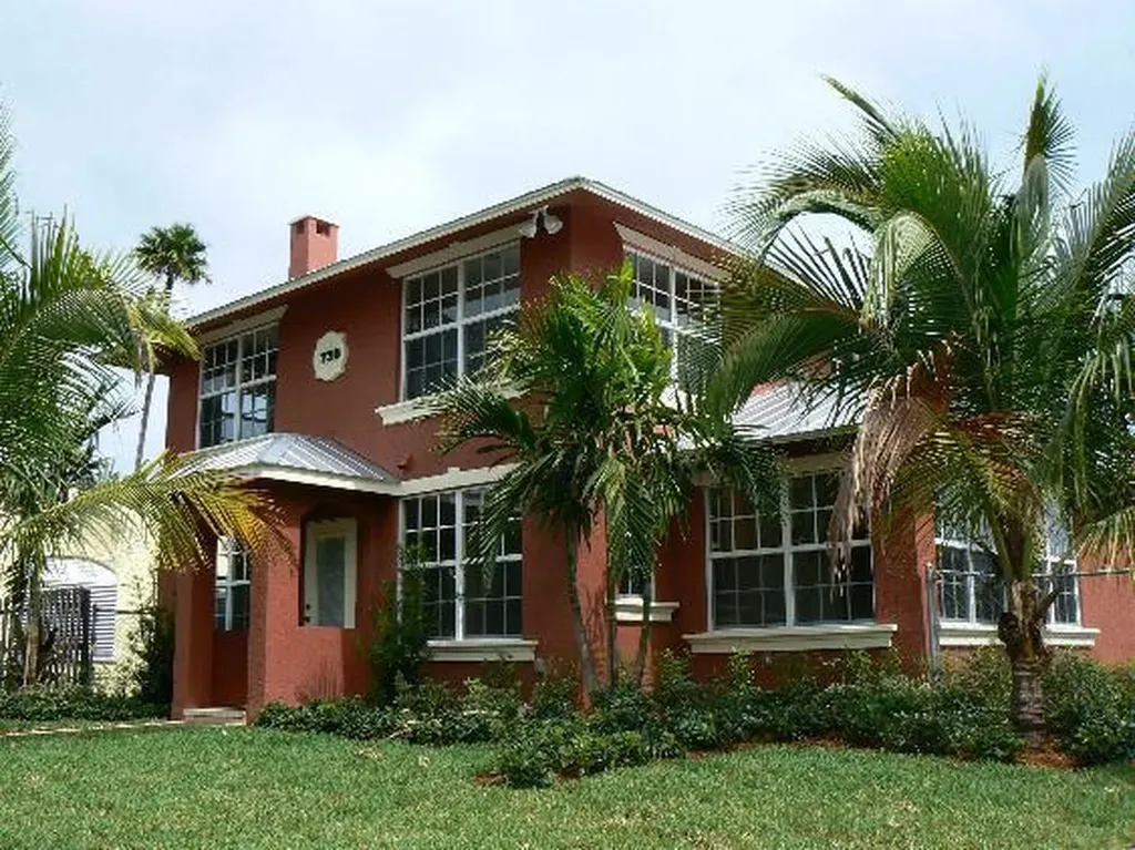 730 S Federal Highway Lake Worth Beach FL 33460