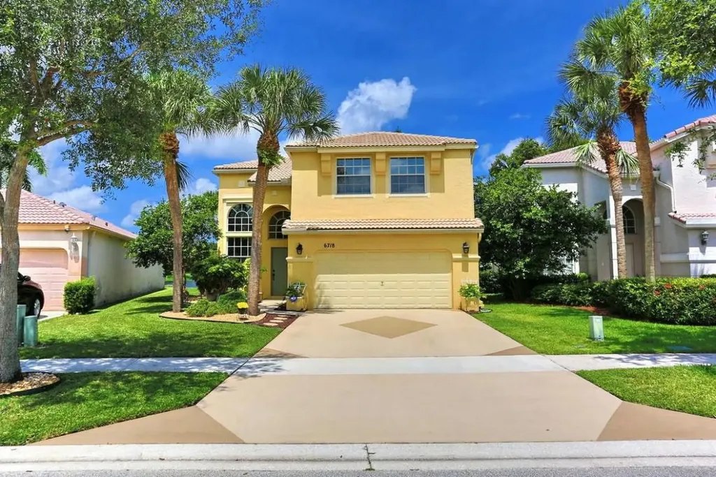 6718 Columbia Avenue Lake Worth FL 33467