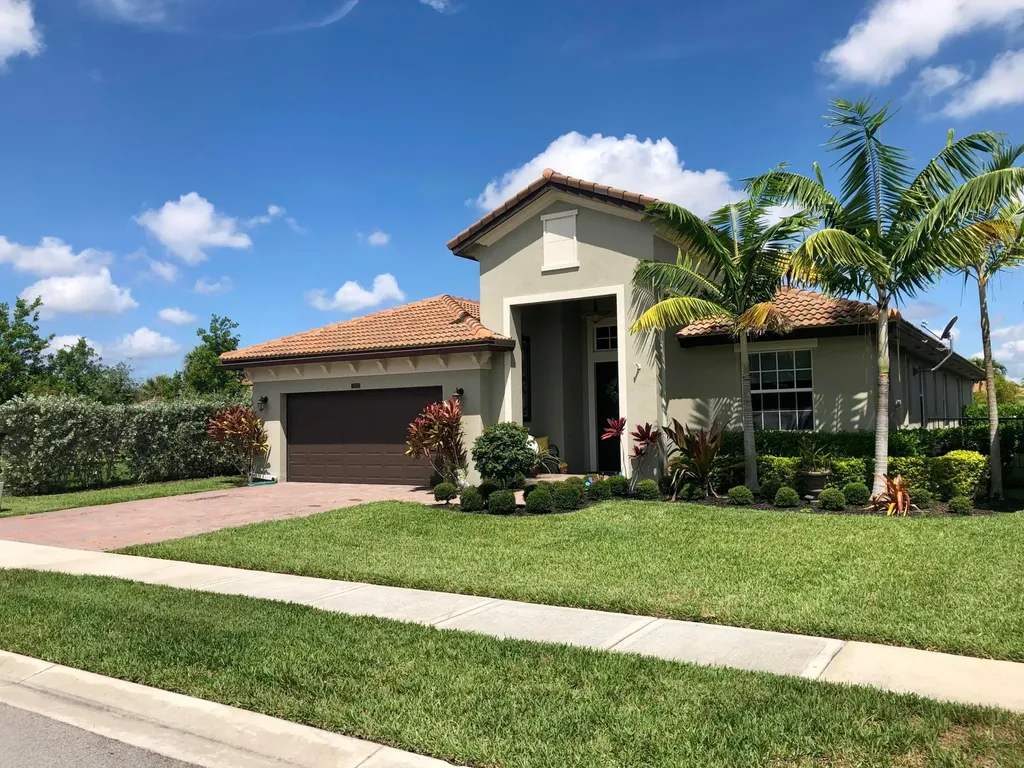7211 Prudencia Drive Lake Worth FL 33463