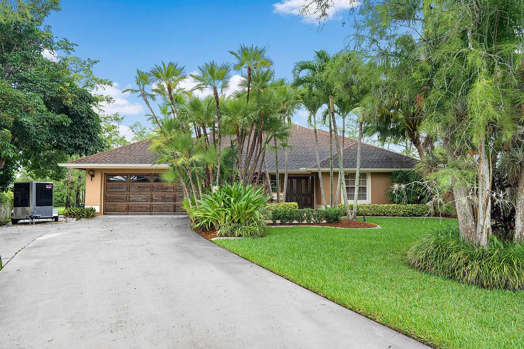 305 Scarborough Terrace Wellington FL 33414