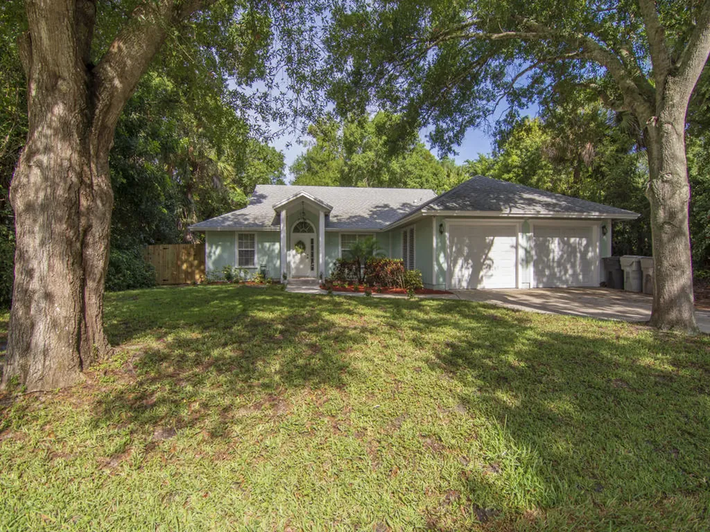785 42nd Avenue Vero Beach FL 32968