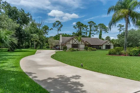 12501 Pineacre Lane Wellington FL 33414