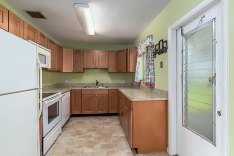 180 SE Bonita Court Port St Lucie FL 34983