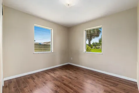 180 SE Bonita Court Port St Lucie FL 34983