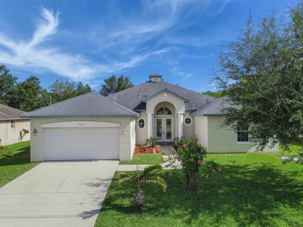 5954 NW Theda Lane Port St Lucie FL 34983