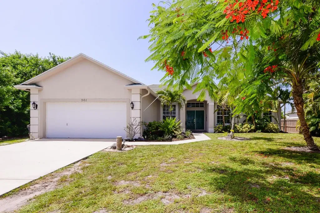 961 SW Haas Avenue Port St Lucie FL 34953